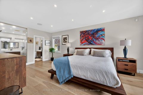 Photo 15 at 5 Purling Place, Don Mills, Toronto
