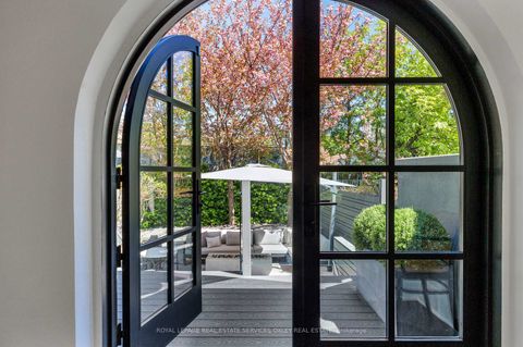 Photo 15 at 42 Rowanwood Avenue, Moore Park, Toronto