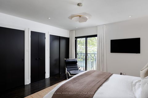 Photo 20 at 42 Rowanwood Avenue, Moore Park, Toronto