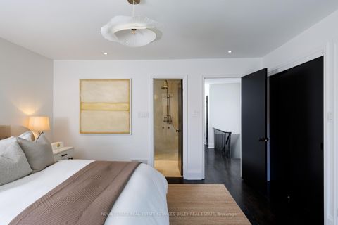 Photo 21 at 42 Rowanwood Avenue, Moore Park, Toronto