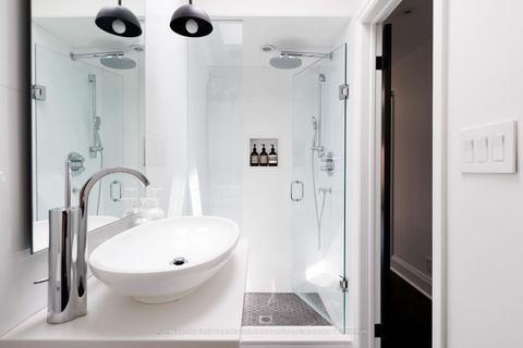 Photo 29 at 42 Rowanwood Avenue, Moore Park, Toronto