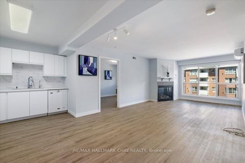 Photo 9 at 201 - 120 Bell Farm Road, Alliance, Barrie