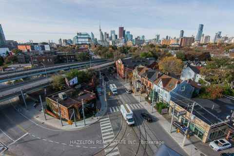 Photo 13 at 423 - 32 Trolley Crescent, Moss Park, Toronto