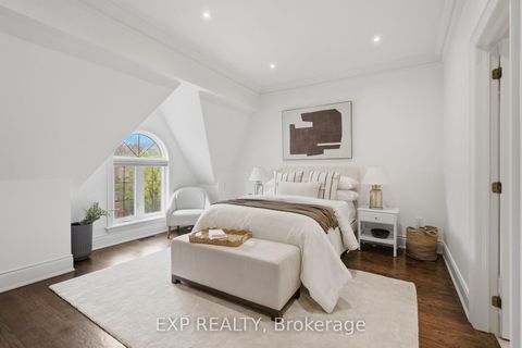 Photo 25 at 177A Lyndhurst Avenue, Casa Loma, Toronto