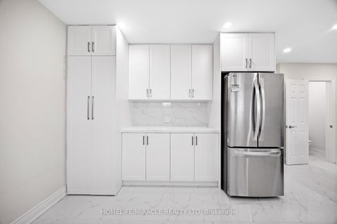 Photo 17 at 46 Flintwick Drive, Bendale, Toronto