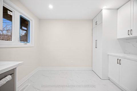 Photo 20 at 46 Flintwick Drive, Bendale, Toronto