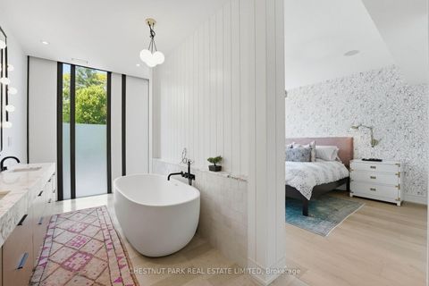Photo 10 at 154 Cottingham Street, St. Clair, Toronto