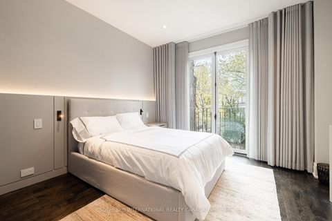 Photo 20 at 33 Tranby Avenue, Annex, Toronto