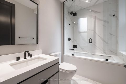 Photo 24 at 33 Tranby Avenue, Annex, Toronto
