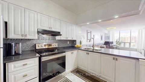 Photo 5 at 1011 - 410 Mclevin Avenue, Malvern, Toronto