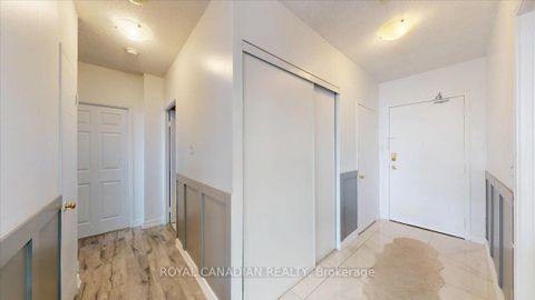 Photo 9 at 1011 - 410 Mclevin Avenue, Malvern, Toronto