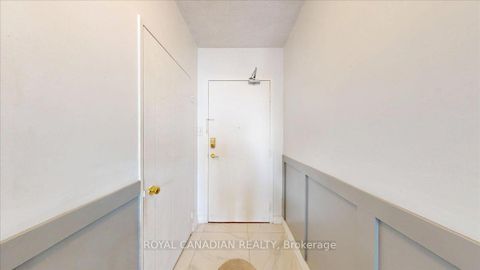 Photo 10 at 1011 - 410 Mclevin Avenue, Malvern, Toronto