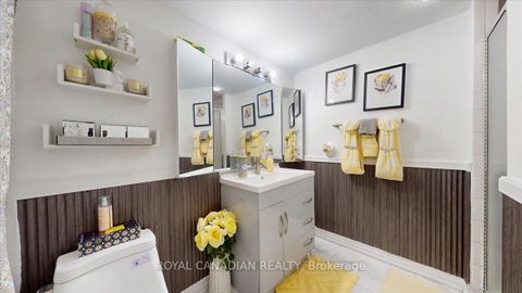 Photo 15 at 1011 - 410 Mclevin Avenue, Malvern, Toronto