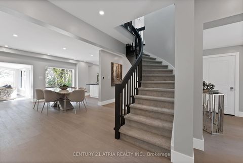 Photo 12 at 33 Bellehaven Crescent, Scarborough Village, Toronto