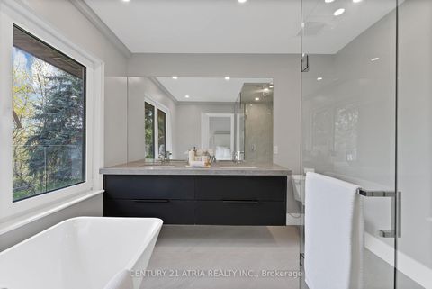 Photo 16 at 33 Bellehaven Crescent, Scarborough Village, Toronto