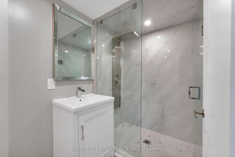 Photo 27 at 33 Bellehaven Crescent, Scarborough Village, Toronto