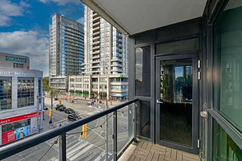 Photo 13 at 326 - 501 St Clair Avenue W, Casa Loma, Toronto
