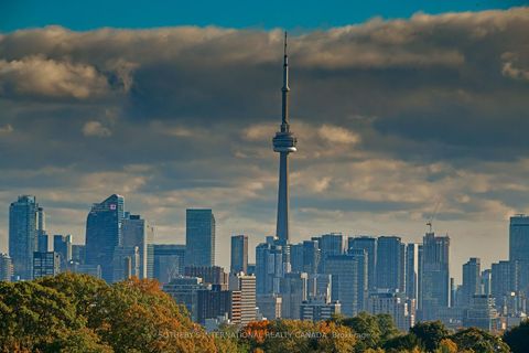 Photo 27 at 326 - 501 St Clair Avenue W, Casa Loma, Toronto