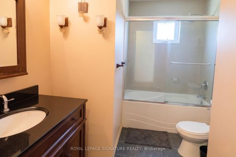 Photo 7 at 33 Crow Trail, Malvern, Toronto