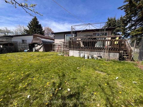 Photo 9 at 33 Crow Trail, Malvern, Toronto
