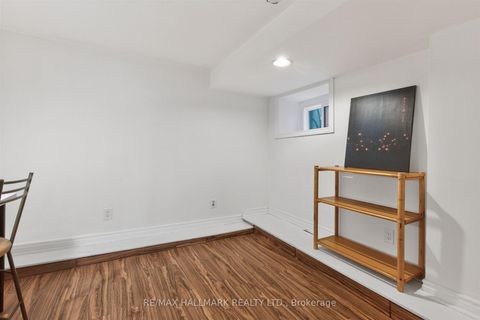Photo 31 at 15 Page Street, Little Italy, Toronto