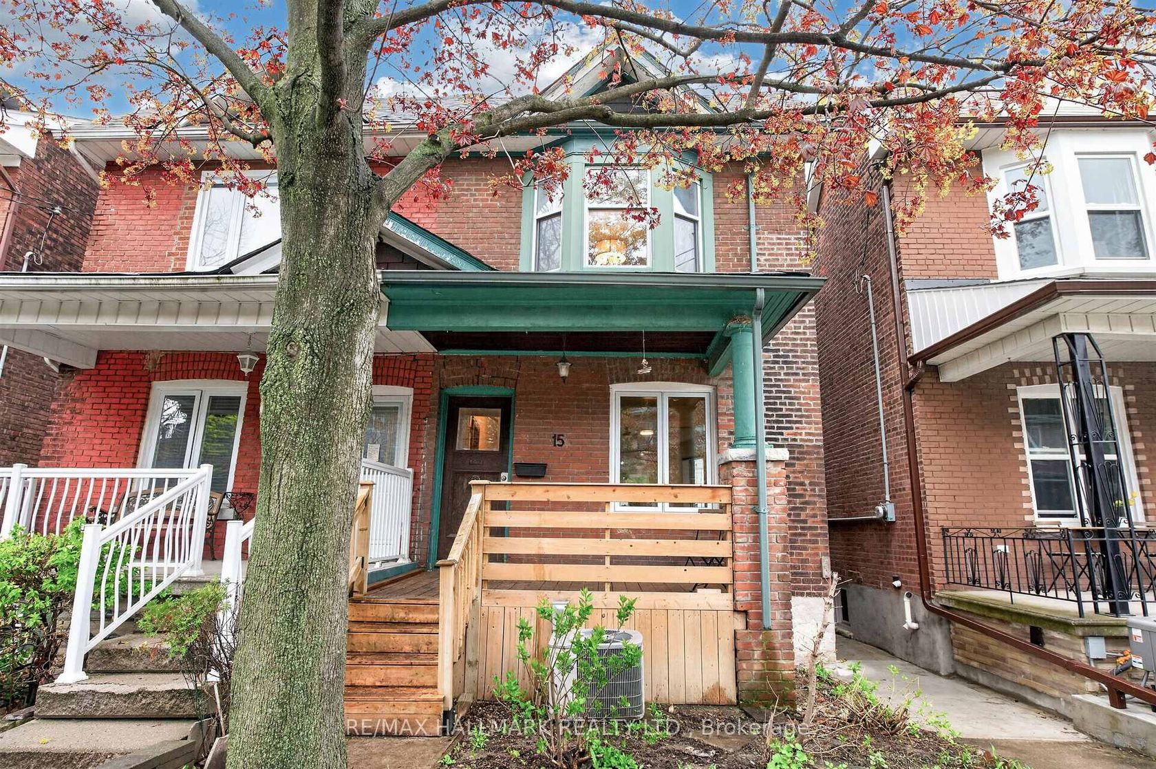 15 Page Street, Little Italy, Toronto photo 4