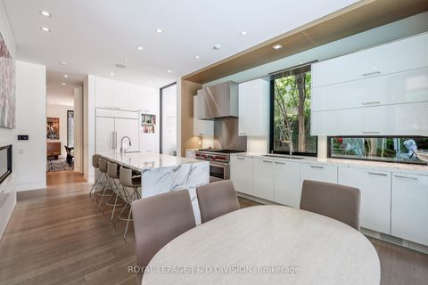 Photo 9 at 20 Forest Glen Crescent, York Mills, Toronto