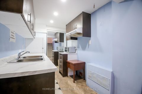 Photo 24 at 10 Coppermill Drive, Kipling, Toronto