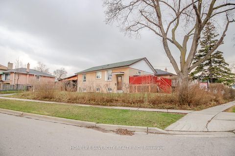 Photo 42 at 10 Coppermill Drive, Kipling, Toronto