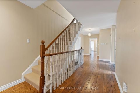 Photo 19 at 5 Hill Crescent, Scarborough Village, Toronto