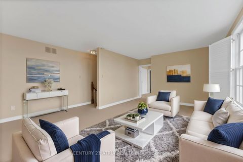 Photo 24 at 5 Hill Crescent, Scarborough Village, Toronto