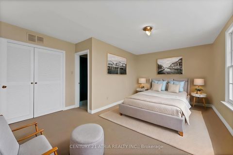 Photo 26 at 5 Hill Crescent, Scarborough Village, Toronto