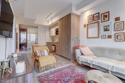 Photo 10 at 609 - 840 St Clair Avenue W, Oakwood Village, Toronto
