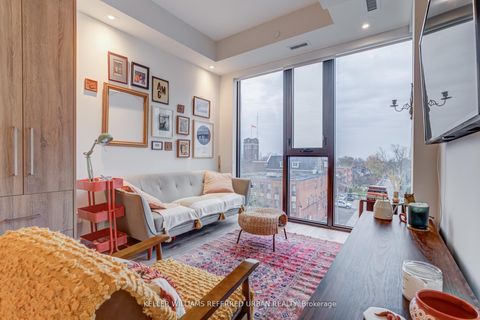 Photo 11 at 609 - 840 St Clair Avenue W, Oakwood Village, Toronto