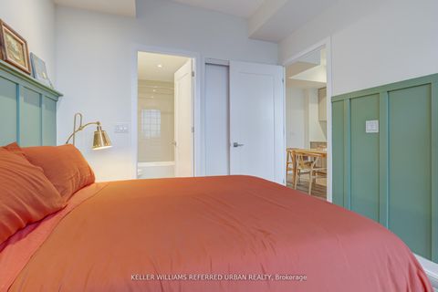 Photo 13 at 609 - 840 St Clair Avenue W, Oakwood Village, Toronto