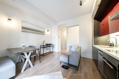 Photo 11 at 218 - 20 John Street, Waterfront Communities C1, Toronto