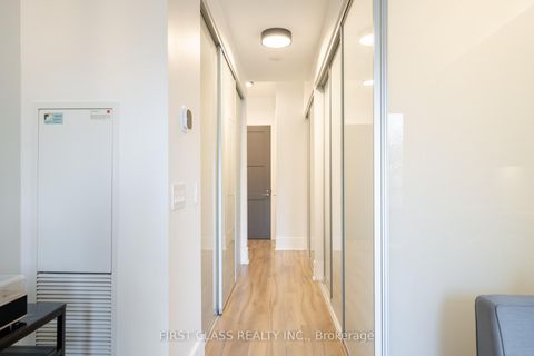 Photo 17 at 218 - 20 John Street, Waterfront Communities C1, Toronto