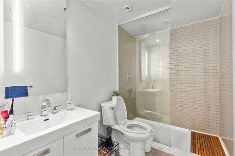 Photo 15 at 405 - 38 Stewart Street, Waterfront Communities C1, Toronto
