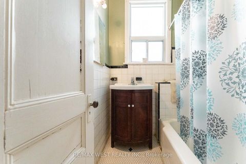 Photo 23 at 1311 King Street W, South Parkdale, Toronto