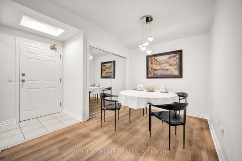 Photo 8 at 107A - 7398 Yonge Street, Yorkhill, Vaughan
