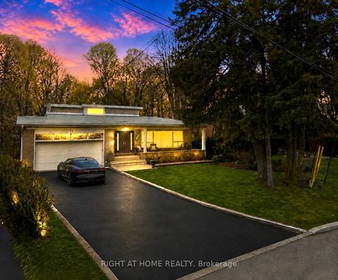 Photo 0 at 17 Denmark Crescent, Branson, Toronto