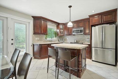Photo 5 at 17 Denmark Crescent, Branson, Toronto