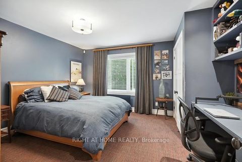 Photo 11 at 17 Denmark Crescent, Branson, Toronto