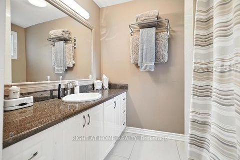 Photo 14 at 17 Denmark Crescent, Branson, Toronto