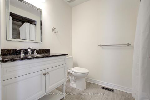 Photo 26 at 32 Black Maple Crescent, Patterson, Vaughan