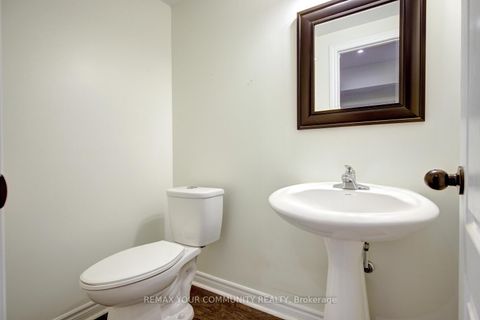 Photo 36 at 32 Black Maple Crescent, Patterson, Vaughan