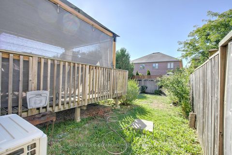 Photo 42 at 32 Black Maple Crescent, Patterson, Vaughan
