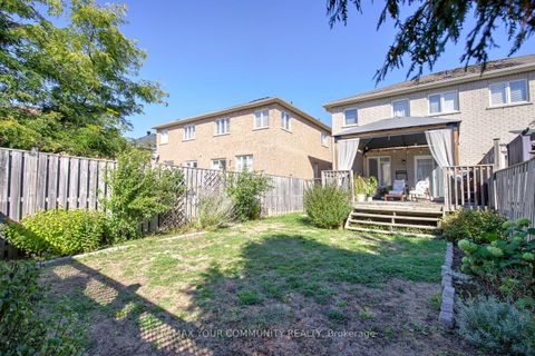 Photo 44 at 32 Black Maple Crescent, Patterson, Vaughan