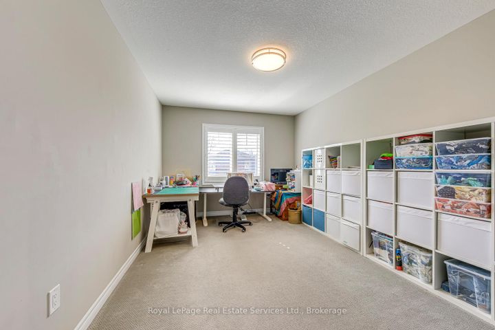 Photo 25 at 33 - 22 Spring Creek Drive, Waterdown, Hamilton