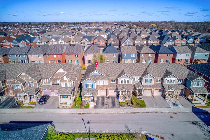 Photo 37 at 33 - 22 Spring Creek Drive, Waterdown, Hamilton